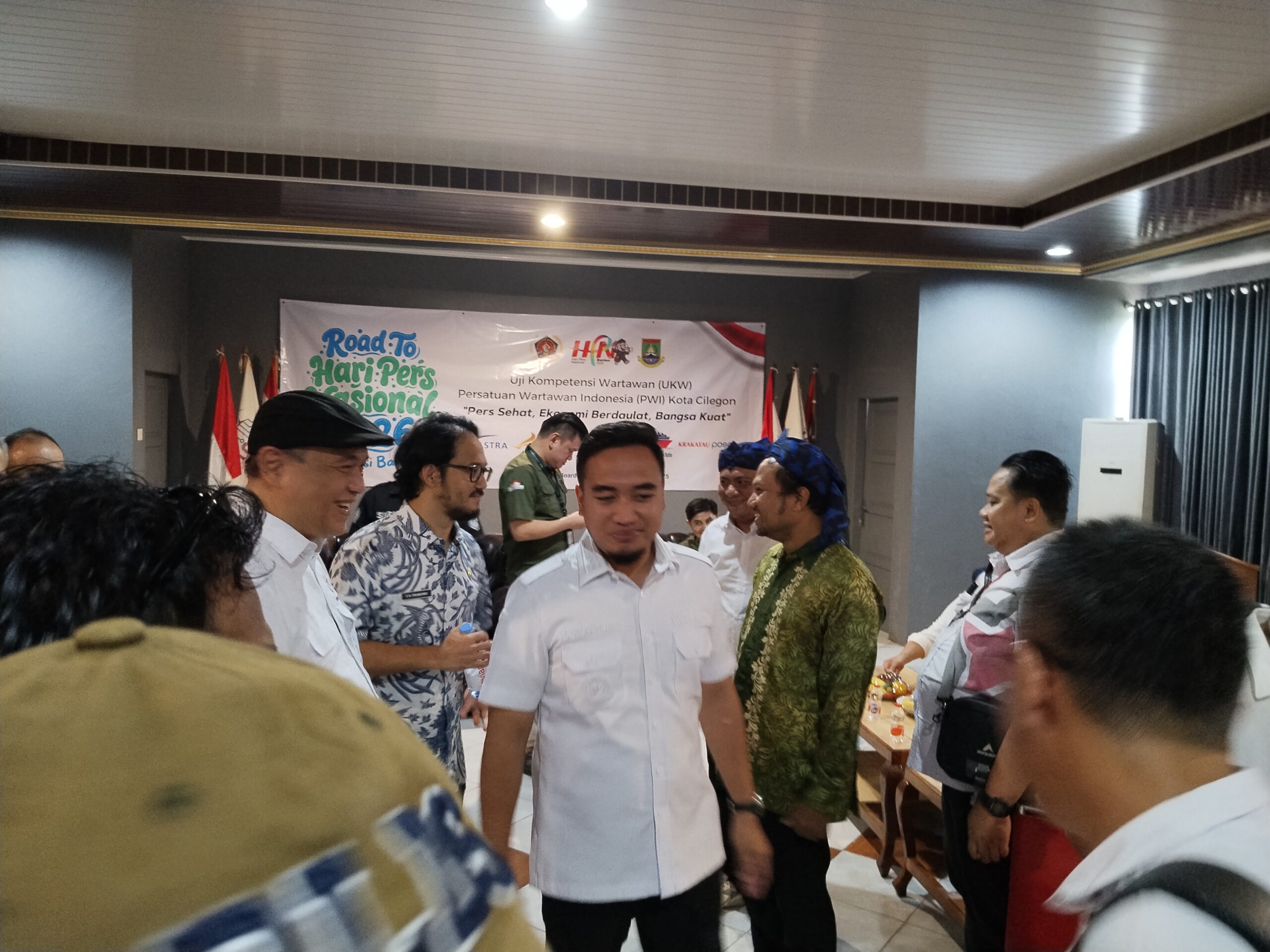 Foto; Robinsar Walikota Cilegon Hadir di Kegiatan Uji kompetensi Wartawan (UKW) di JBS Cilegon Banten