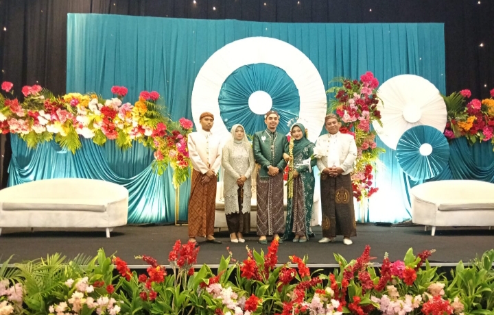 Foto; Resepsi pernikahan Sekar & Ibrahim di Ballroom Hotel Grand Sol Marina Tangerang