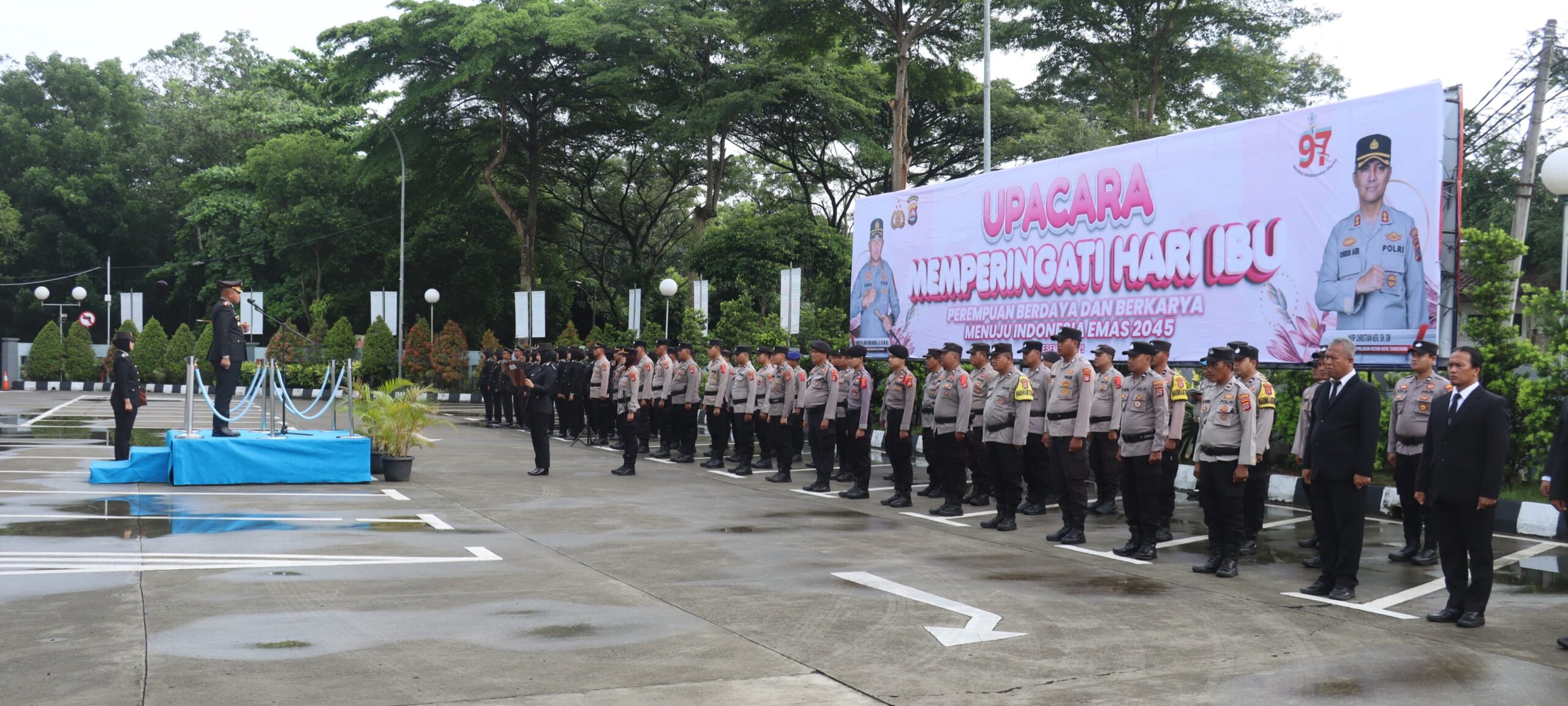 Jajaran Polresta Tangerang Gelar Upacara Peringati Hari Ibu ke-97