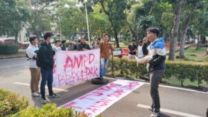 Aksi Demo Mahasiswa di Depan Kantor Kejaksaan Negeri Kabupaten Tangerang (Dok/Abo)