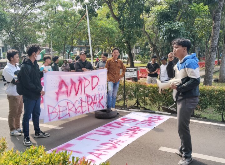 Aksi Demo Mahasiswa di Depan Kantor Kejaksaan Negeri Kabupaten Tangerang (Dok/Abo)