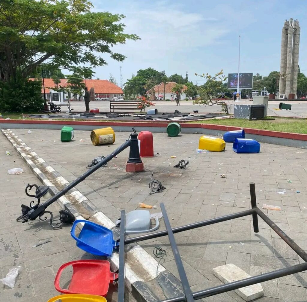 Kondisi Alun-alun Indramayu pasca Demo
