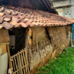 Rumah Milik Ibu Karnasih, warga Desa Pasir Ampo, Kecamatan Kresek (foto:Ist)