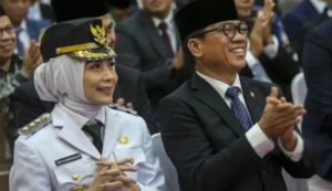 Foto: Ratu Rachmatu Zakiyah Bupati Serang bersama Mendes PDT, Yandri Susanto